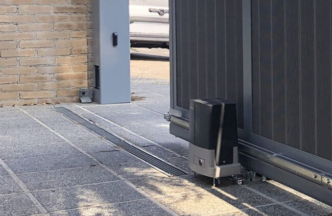 Professional Beninca gate motor installation for residential property in Sydney Professional Beninca gate motor installation for residential property in Sydney